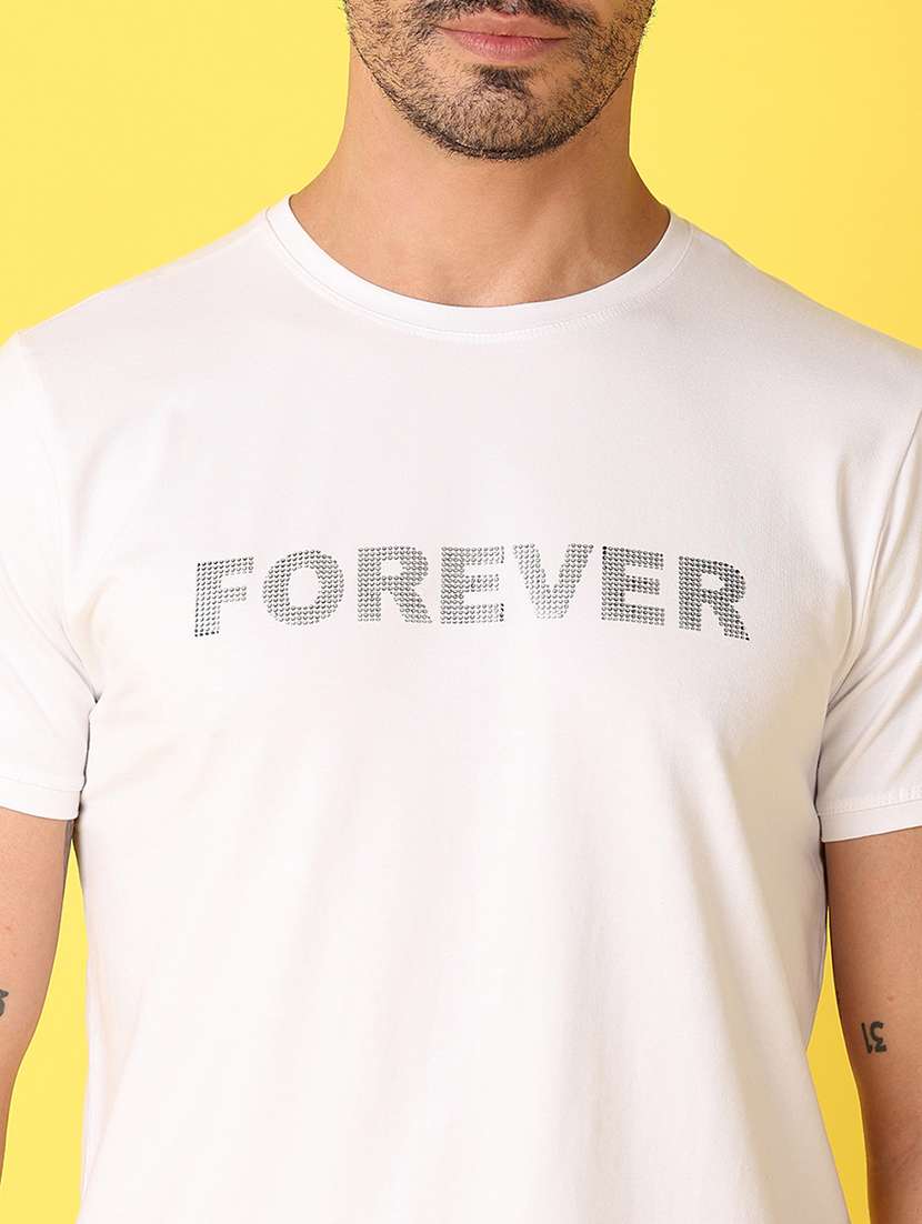 men chest print round neck short sleeve t-shirt - 21490522 -  Standard Image - 4