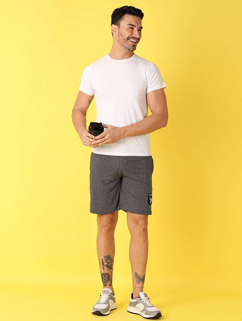 men mid-rise stripes short - 21490645 -  Standard Image - 4