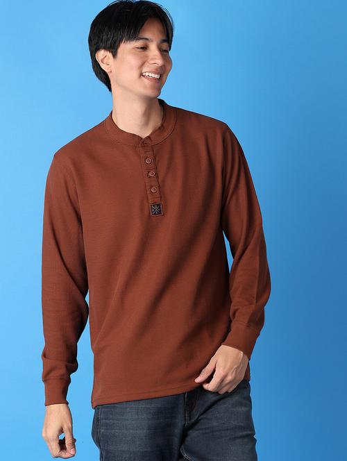 men brown plain t-shirt - 21492368 -  Standard Image - 0