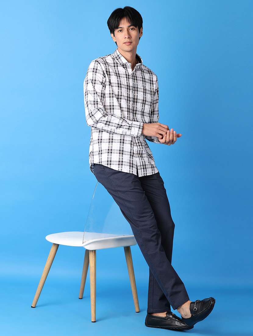 men collared checks casual shirt - 21492502 -  Standard Image - 4