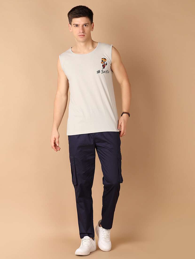 men mid rise solid cargo - 21492562 -  Standard Image - 4