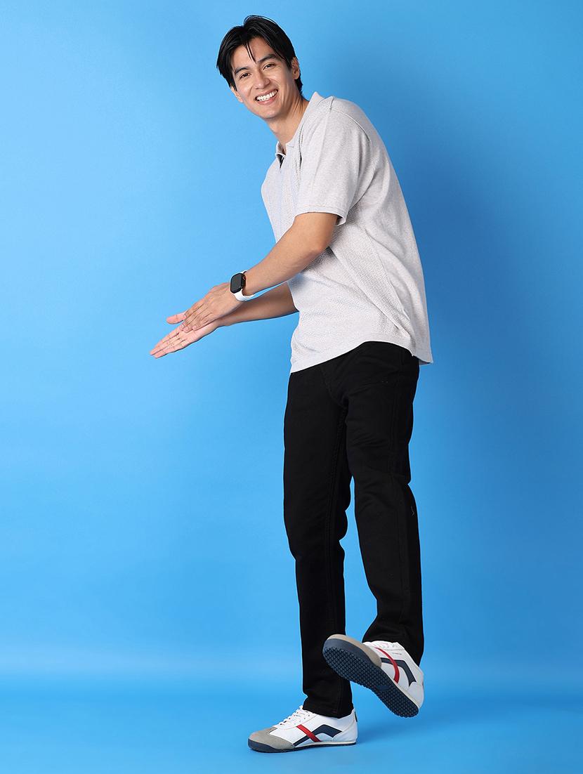 men black plain jeans - 21493123 - Standard Image - 4