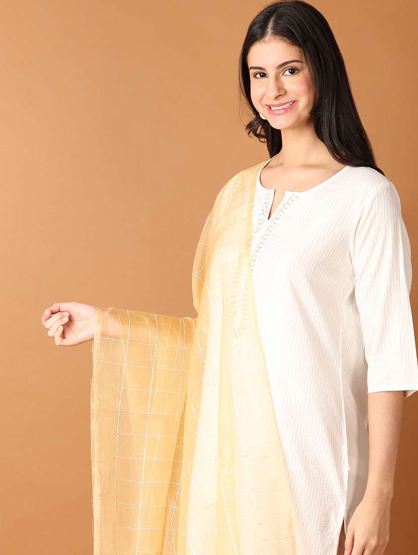 women golid checkered dupatta  - 21493261 -  Standard Image - 4