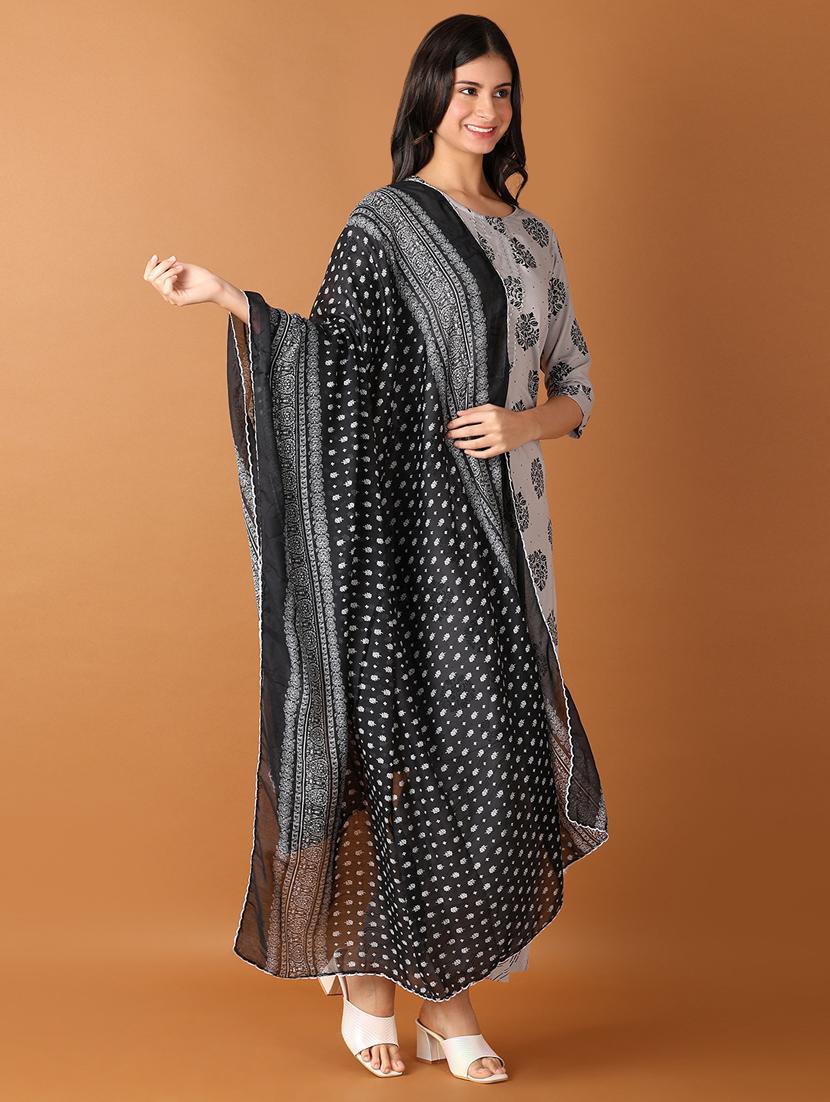 women black printed dupatta - 21493646 - Standard Image - 1
