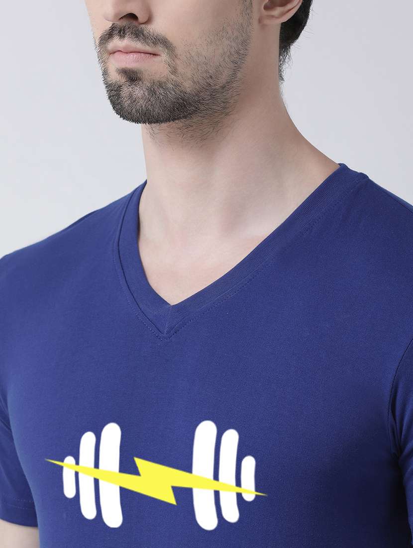 men blue cotton chest print t-shirt - 21493930 - Standard Image - 4