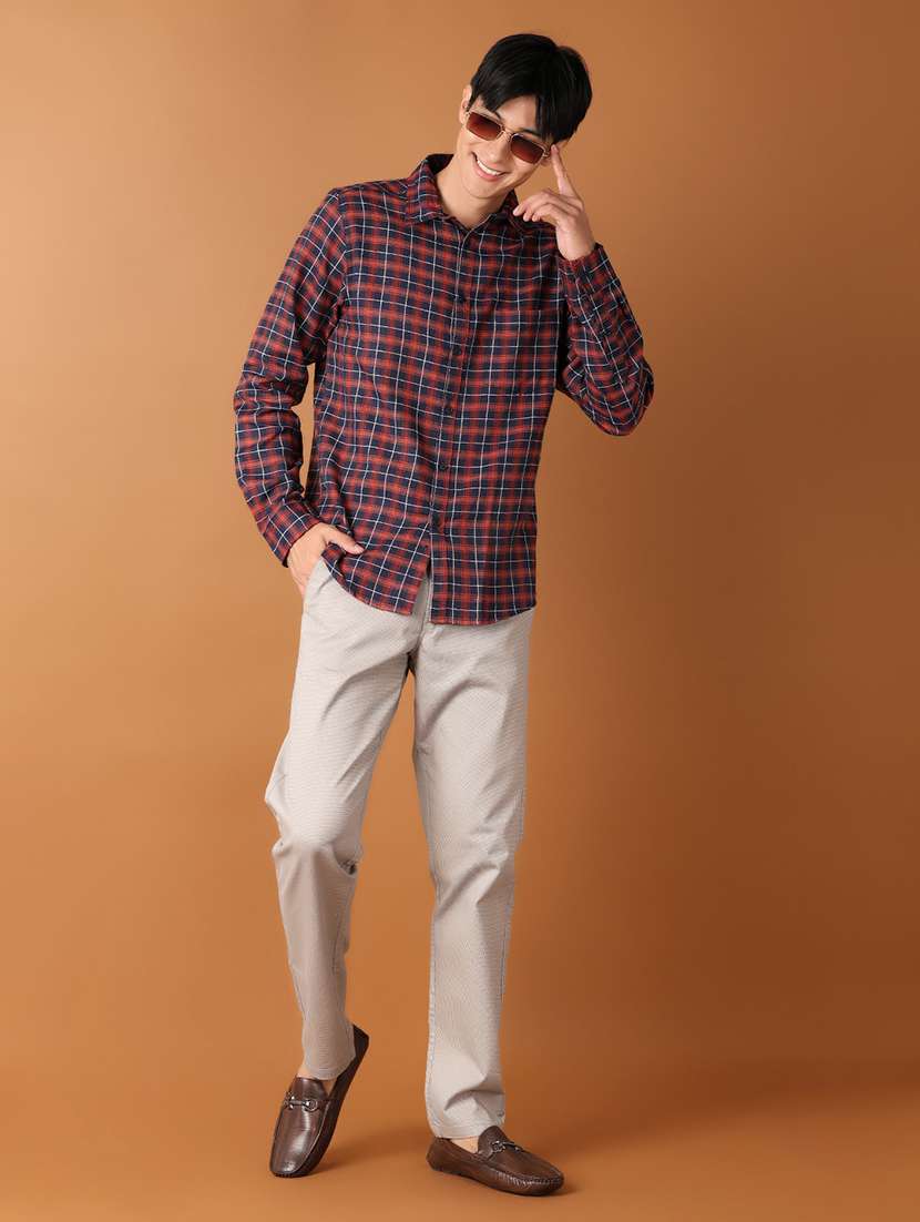men collared checks casual shirt - 21495246 -  Standard Image - 4