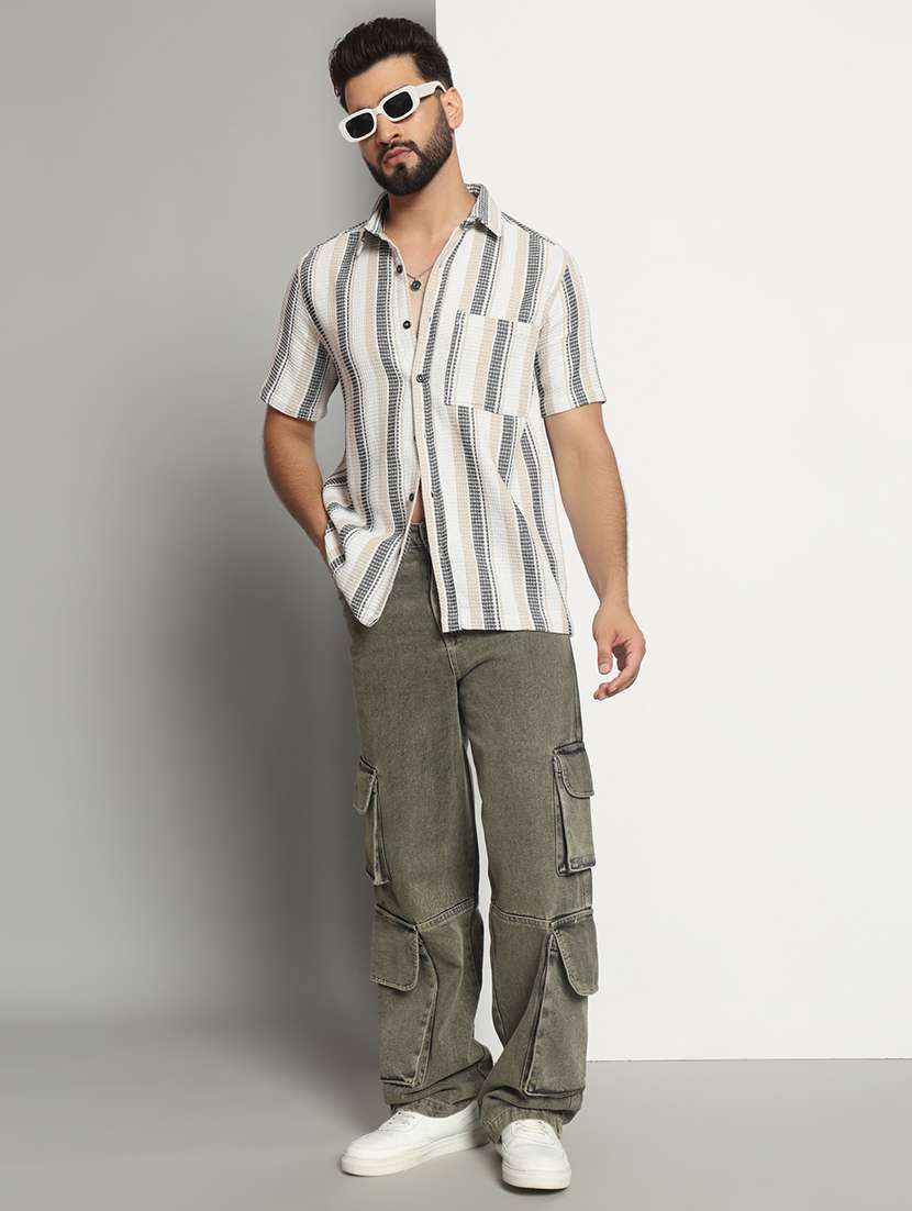 men striped casual shirt - 21495672 -  Standard Image - 4