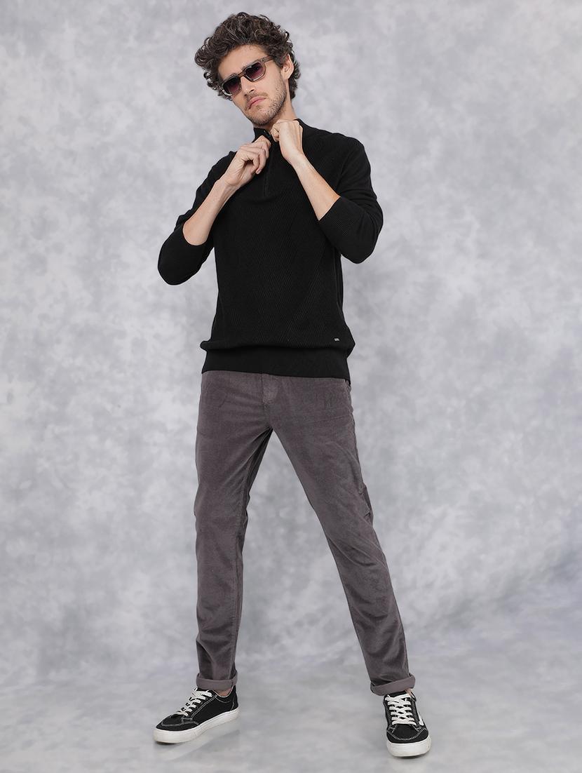 men self design mock neck pullover - 21495831 - Standard Image - 4