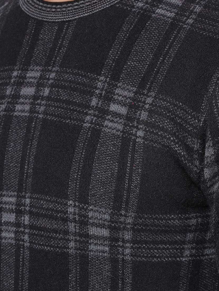 men black checked acrylic pullover - 21495833 -  Standard Image - 6