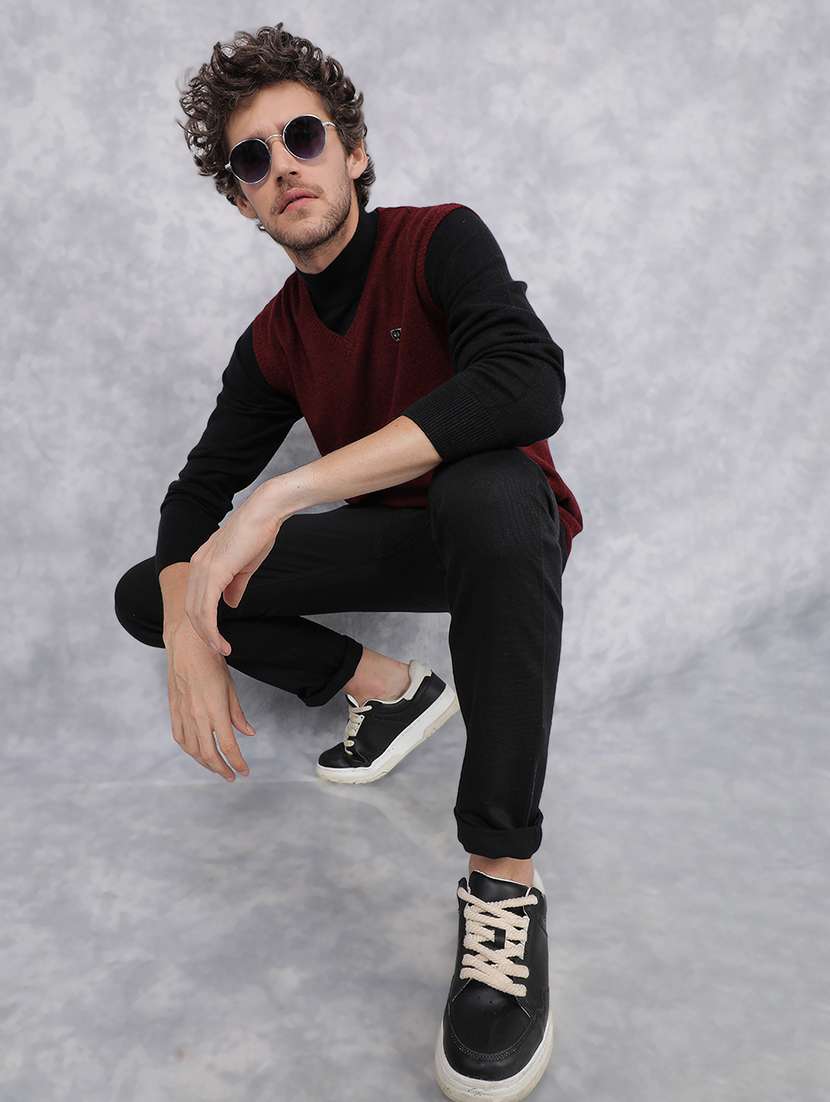 men solid maroon cotton pullover - 21495838 -  Standard Image - 4