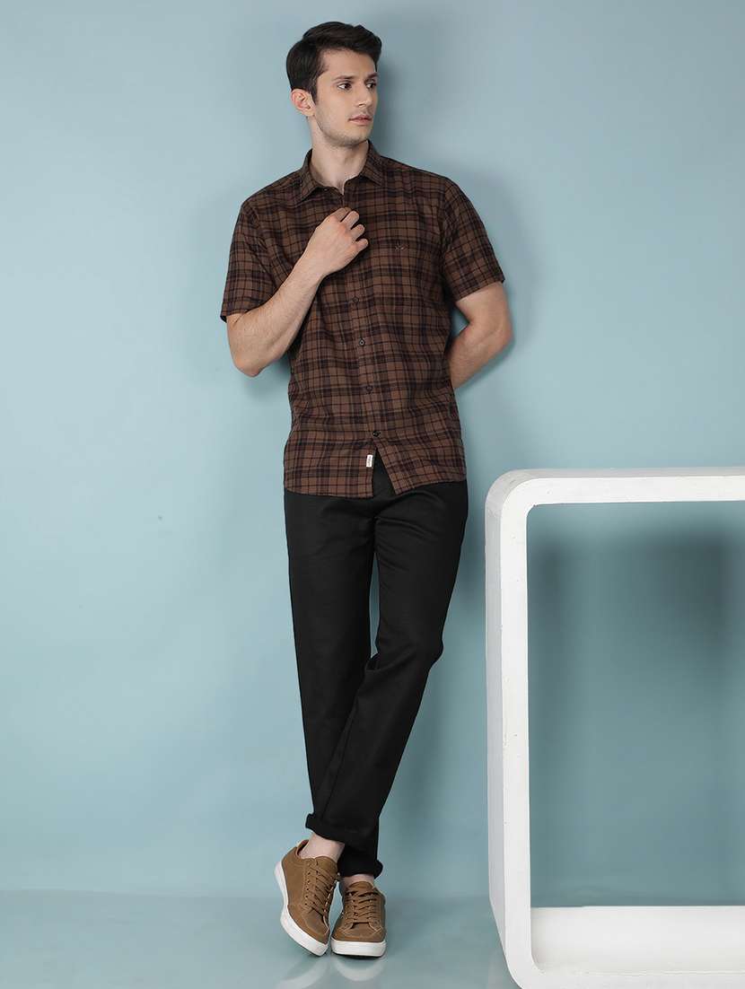men mid rise solid chino trouser - 21495984 -  Standard Image - 4
