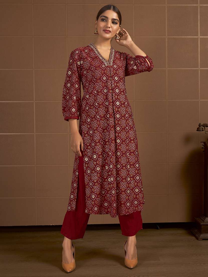 women three quarter sleeve a-line kurta - 21496389 -  Standard Image - 1