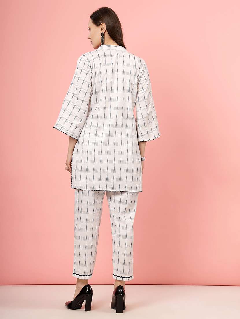 women white cotton shirt and trouser co-ord set - 21496559 -  Standard Image - 4