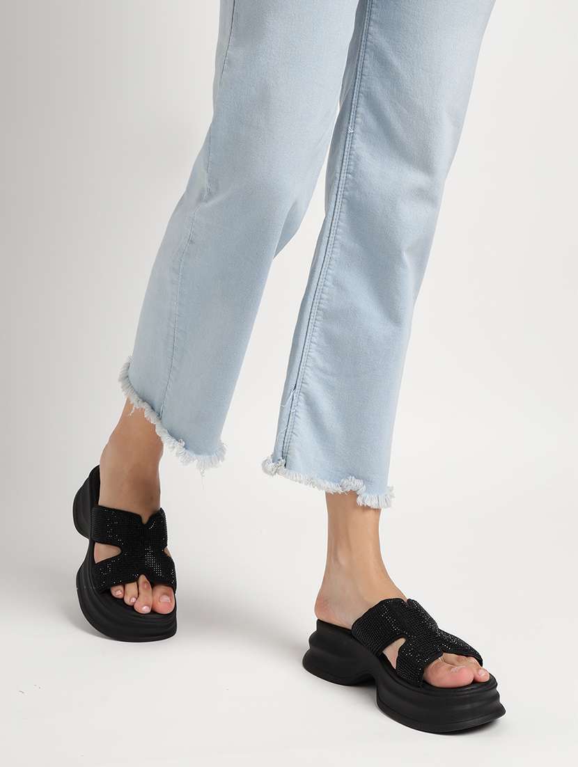 women black slip on sandal - 21497211 -  Standard Image - 6