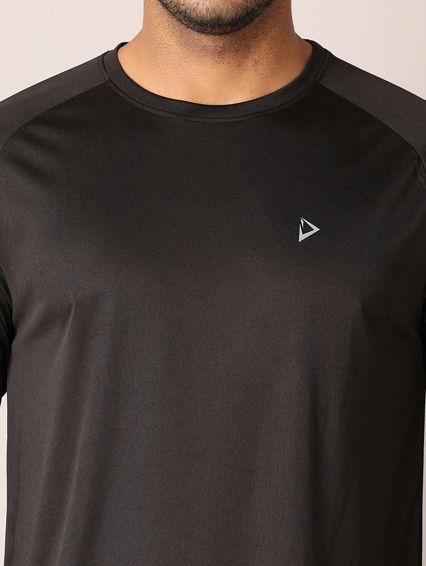 men solid long sleeve t-shirt - 21497491 -  Standard Image - 4