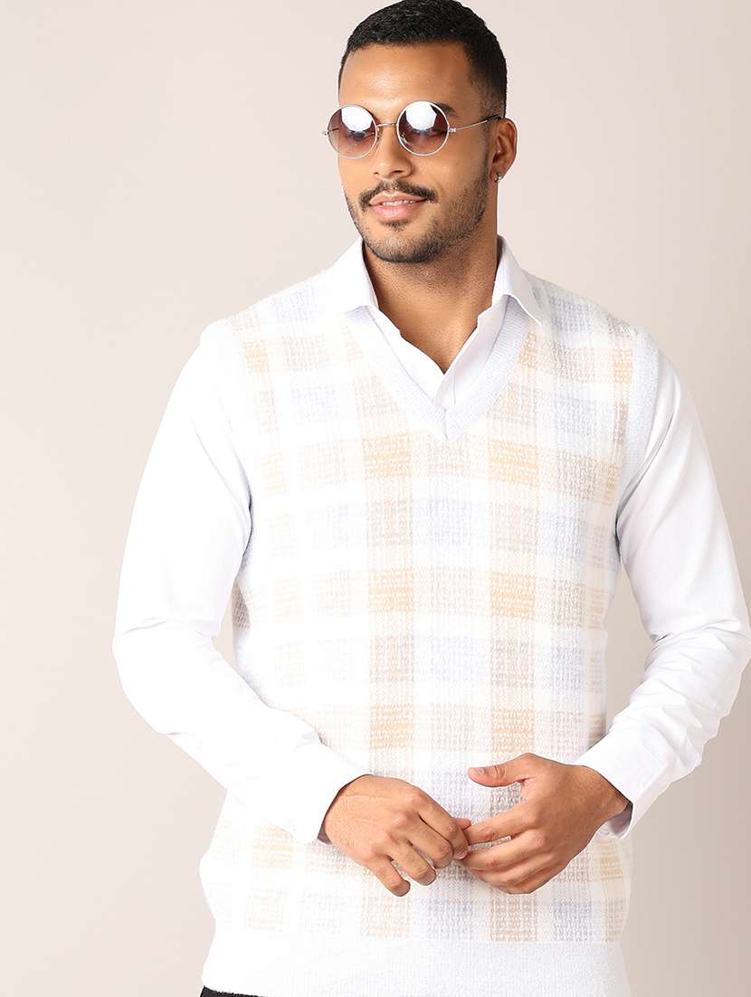 men v-neck checkered pullover - 21497511 -  Standard Image - 1