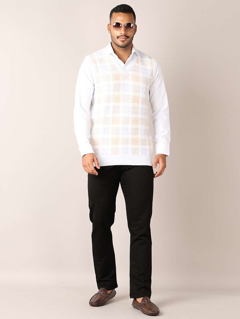 men v-neck checkered pullover - 21497511 -  Standard Image - 4