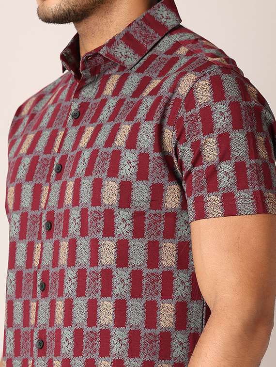 men printed collared short sleeves shirt - 21497577 - Standard Image - 4