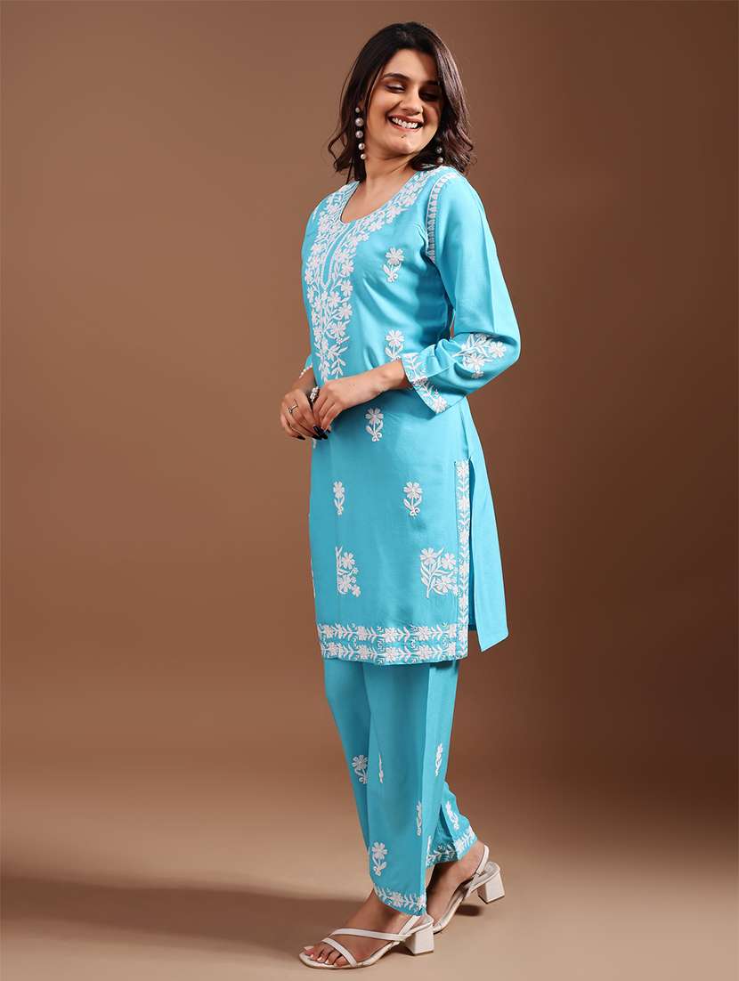 women three quarter sleeve embroidered kurta palazzo set  - 21497894 -  Standard Image - 1
