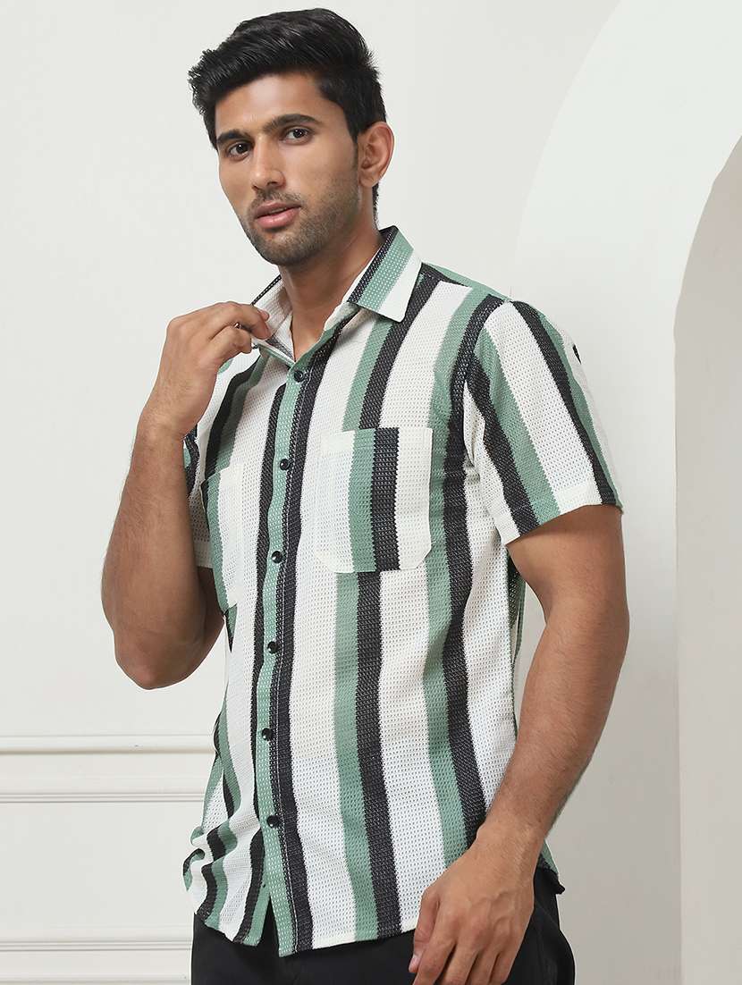 men striped short sleeve casual shirt - 21497928 -  Standard Image - 1