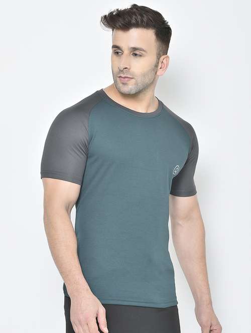 Men Color Block Active Wear T Shirt
