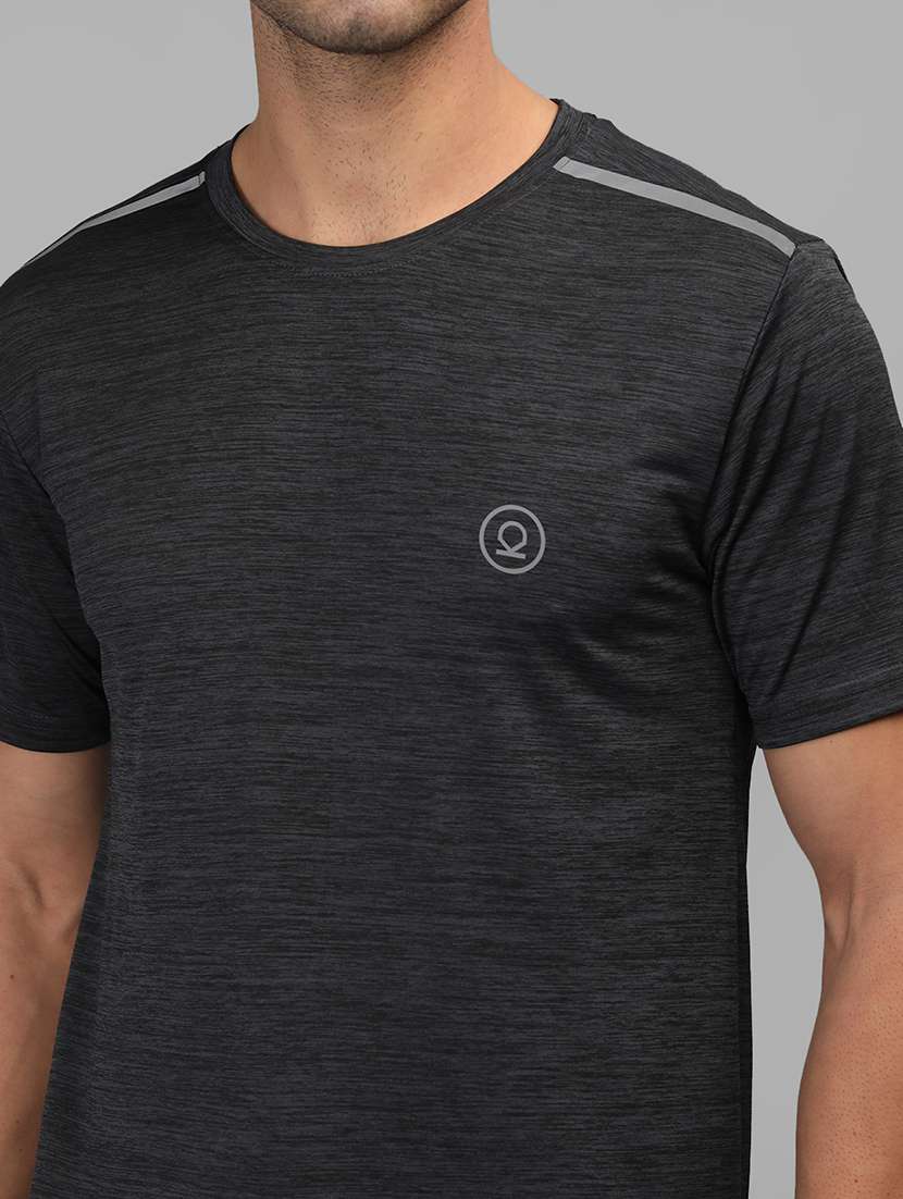 men active wear short sleeves t-shirt - 21498311 - Standard Image - 4