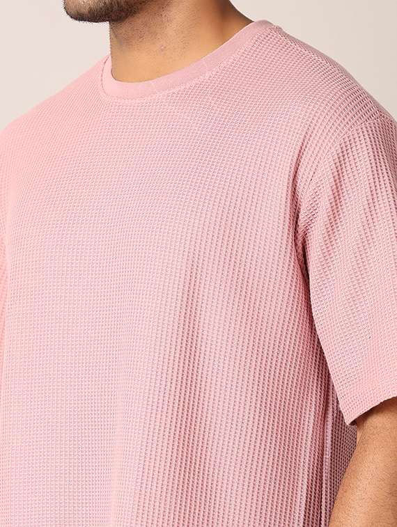 men round neck solid t-shirt - 21498658 -  Standard Image - 4