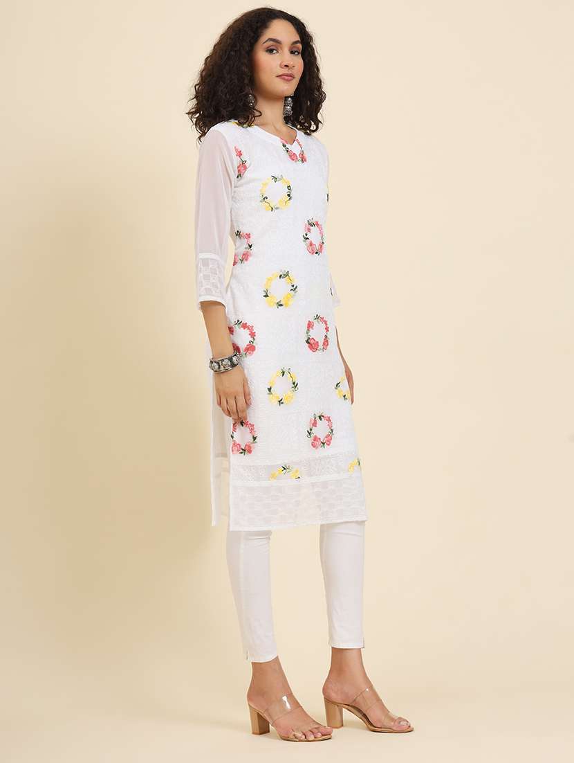 women three quarter sleeve ethnic motif straight kurta - 21499121 -  Standard Image - 1