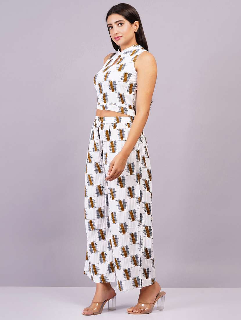 women white printed top & palazzo co-ord set - 21501692 - Standard Image - 1