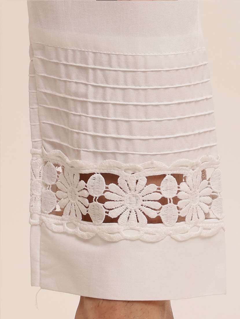 women white cotton lycra cigarette pants - 21502227 - Standard Image - 4