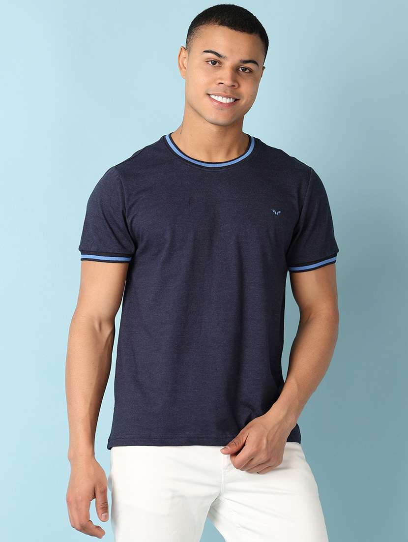 men round neck plain t-shirt - 21502262 -  Standard Image - 1