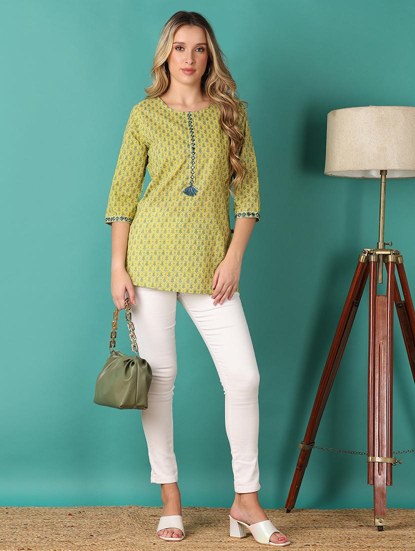 women floral printed three quarter sleeve straight kurti - 21503401 - Standard Image - 4