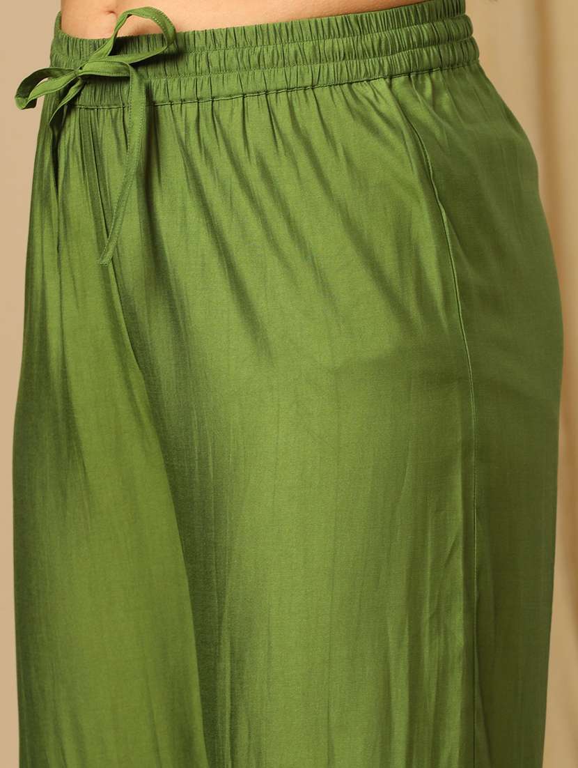 women's green floral embroidered yoke straight kurta gharara & gold lace detail dupatta festive set - 21504054 -  Standard Image - 4