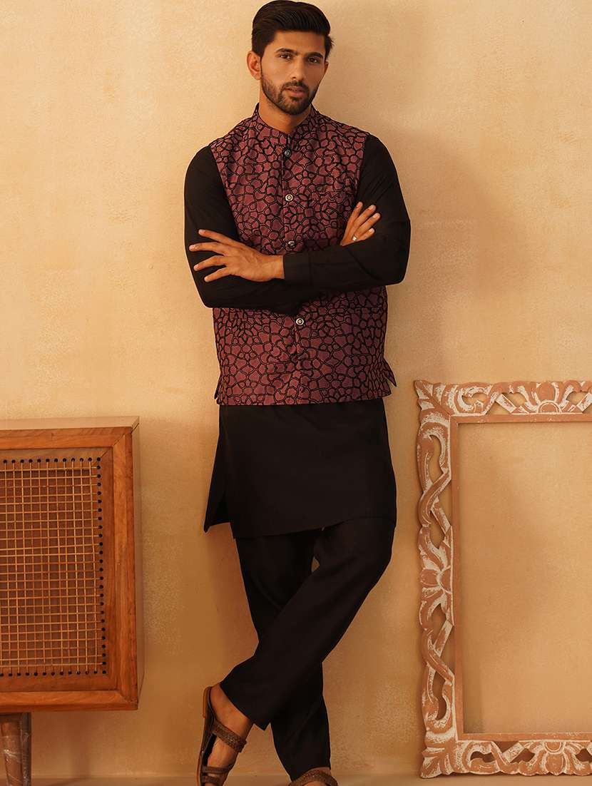 men embroidered kurta pyjama with jacket ethnic wear set - 21505304 -  Standard Image - 1