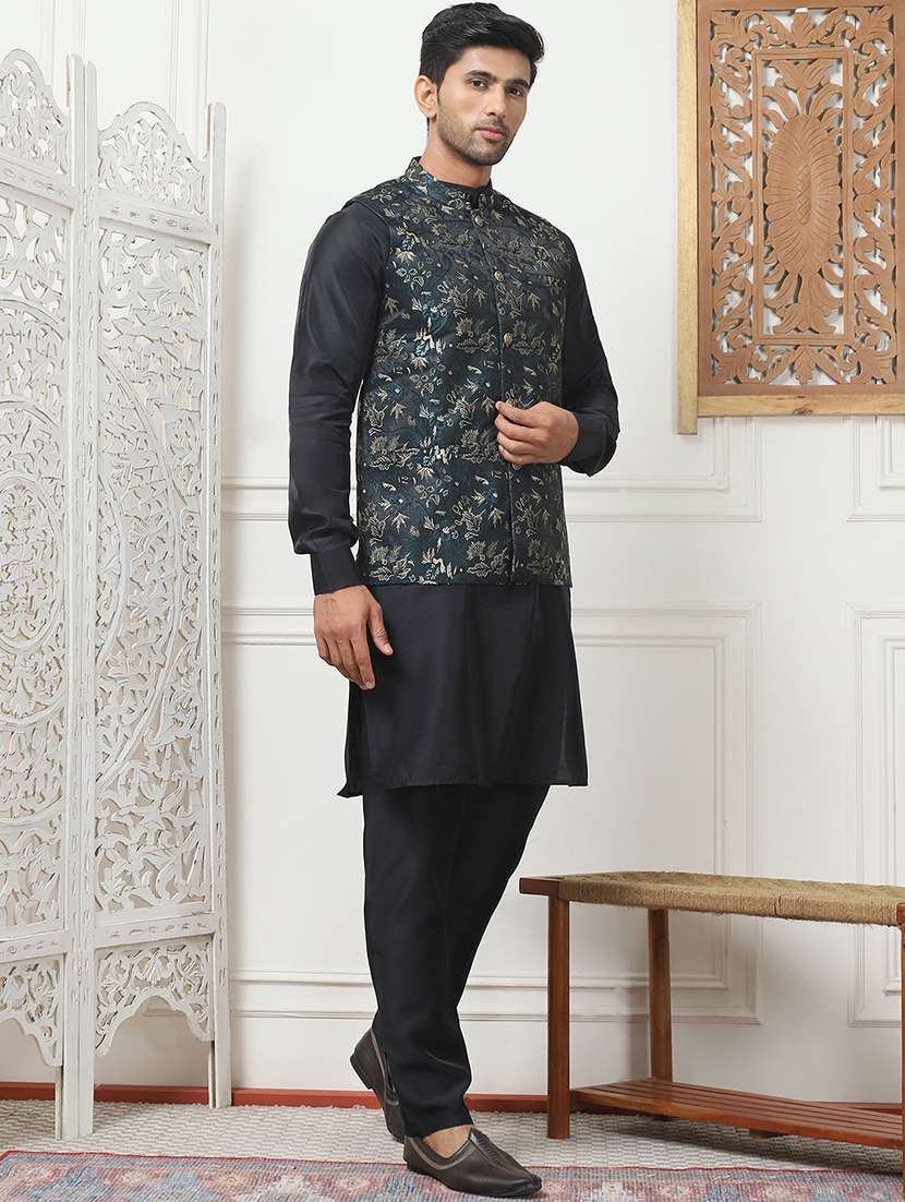 men embroidered kurta pyjama with jacket ethnic wear set - 21505309 -  Standard Image - 1