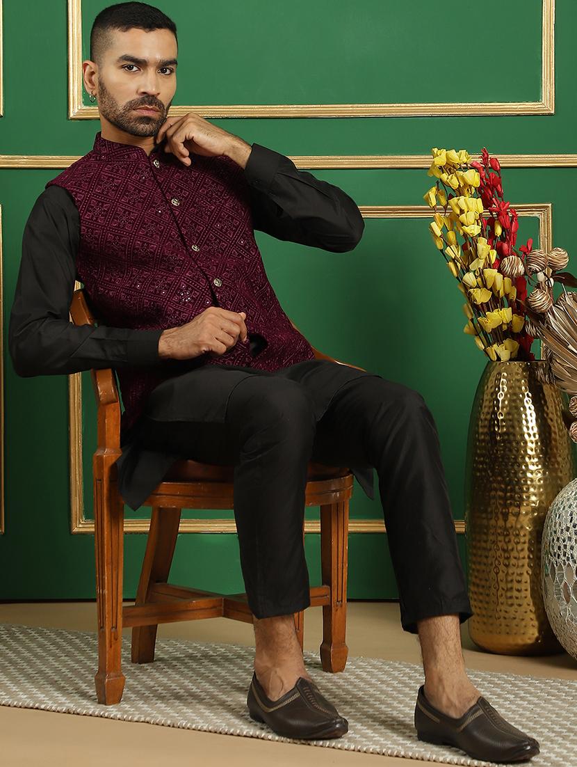 men embroidered kurta pyjama with jacket ethnic wear set - 21505311 - Standard Image - 1