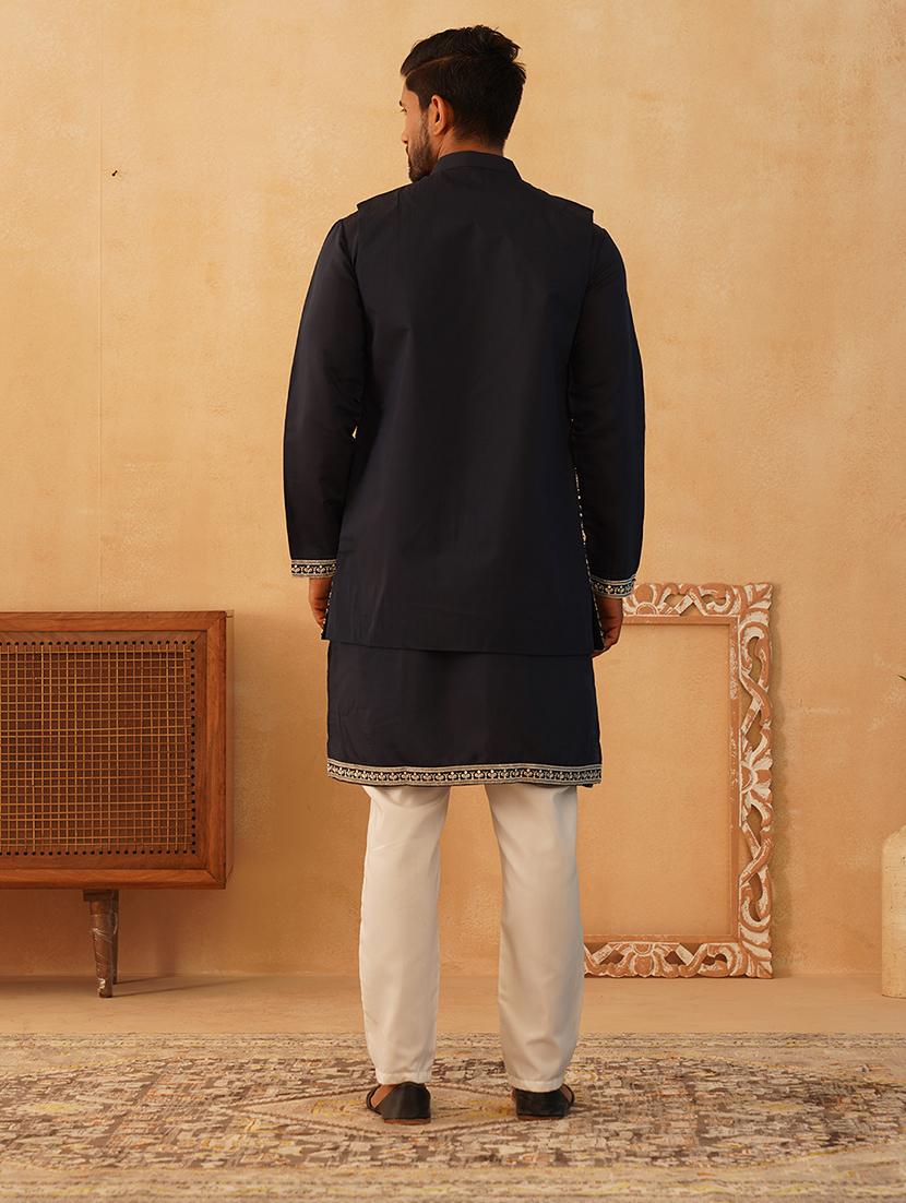 men embroidered kurta pyjama with jacket ethnic wear set - 21505317 - Standard Image - 4