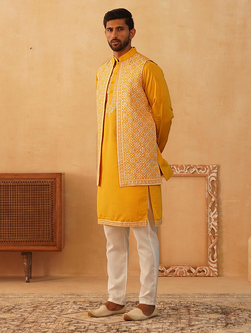 men embroidered kurta pyjama with jacket ethnic wear set - 21505318 - Standard Image - 1