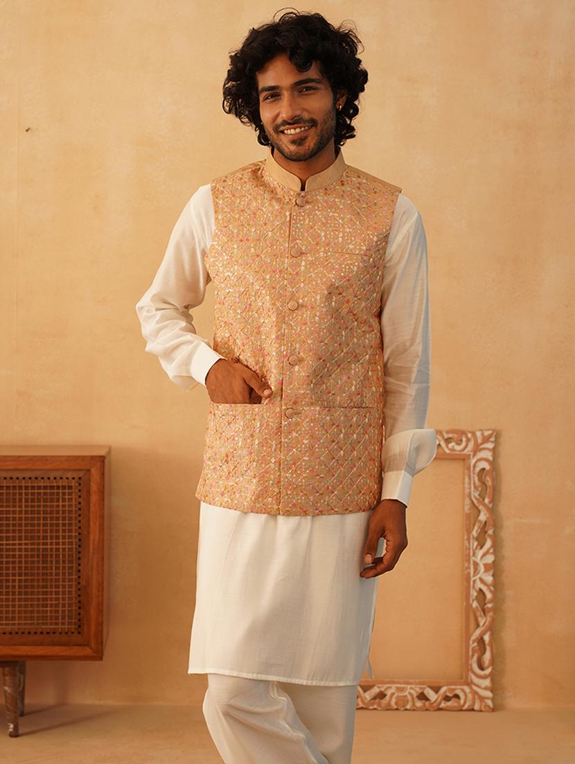 men embroidered kurta pyjama with jacket ethnic wear set - 21505336 - Standard Image - 4