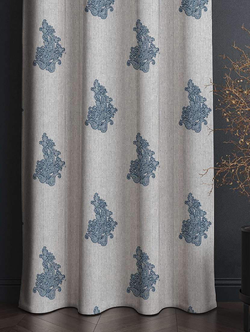 white printed curtains - 21506136 -  Standard Image - 1