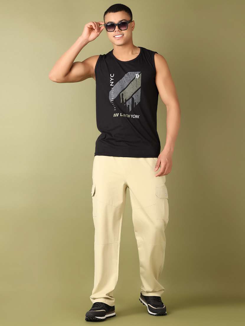 men mid rise solid cargo - 21508470 -  Standard Image - 4