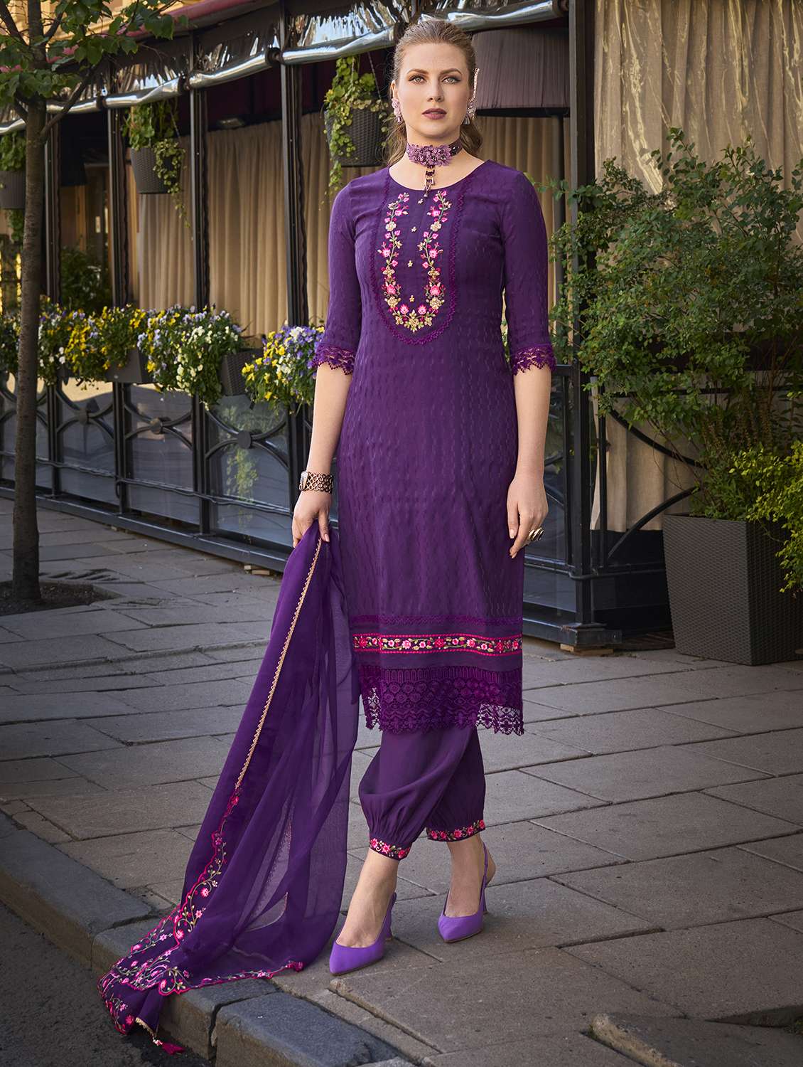 women embroidered kurta salwar set with dupatta - 21508905 -  Standard Image - 1