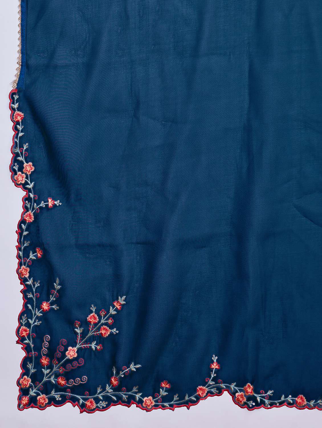 women embroidered kurta salwar set with dupatta - 21508920 -  Standard Image - 4