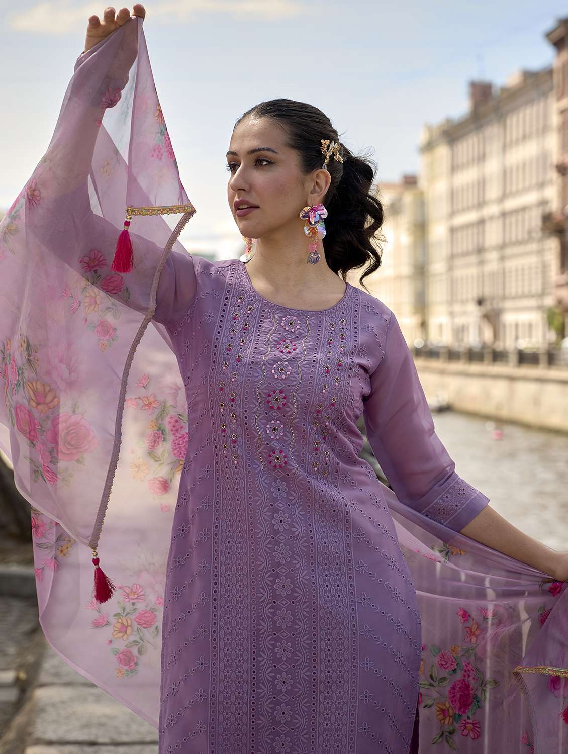 women embroidered kurta pant set with dupatta - 21510313 - Standard Image - 1