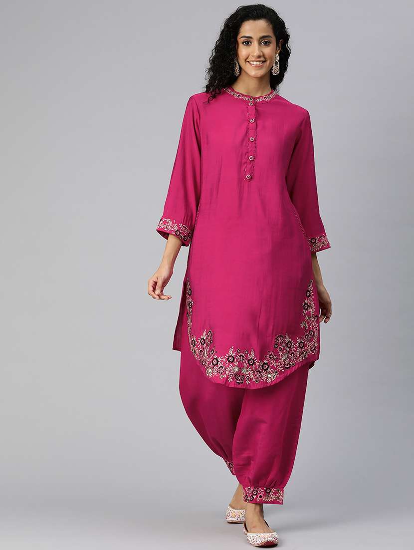 women magenta kurta salwar set