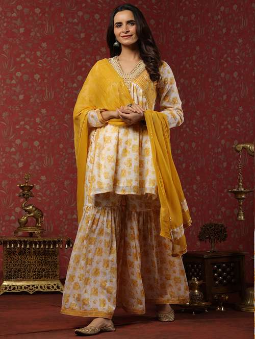 Women V Neck Printed Kurta Sharara Set
