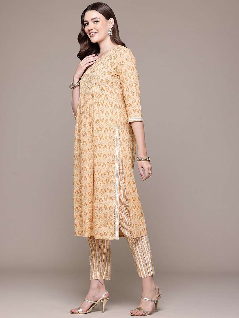 women round neck printed kurta pant set - 21510394 -  Standard Image - 1