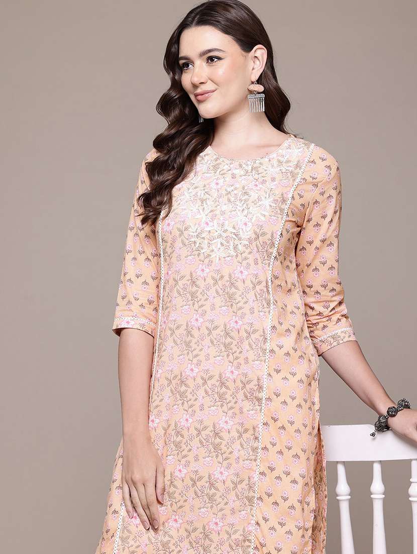 women round neck printed kurta pant set - 21510395 -  Standard Image - 4