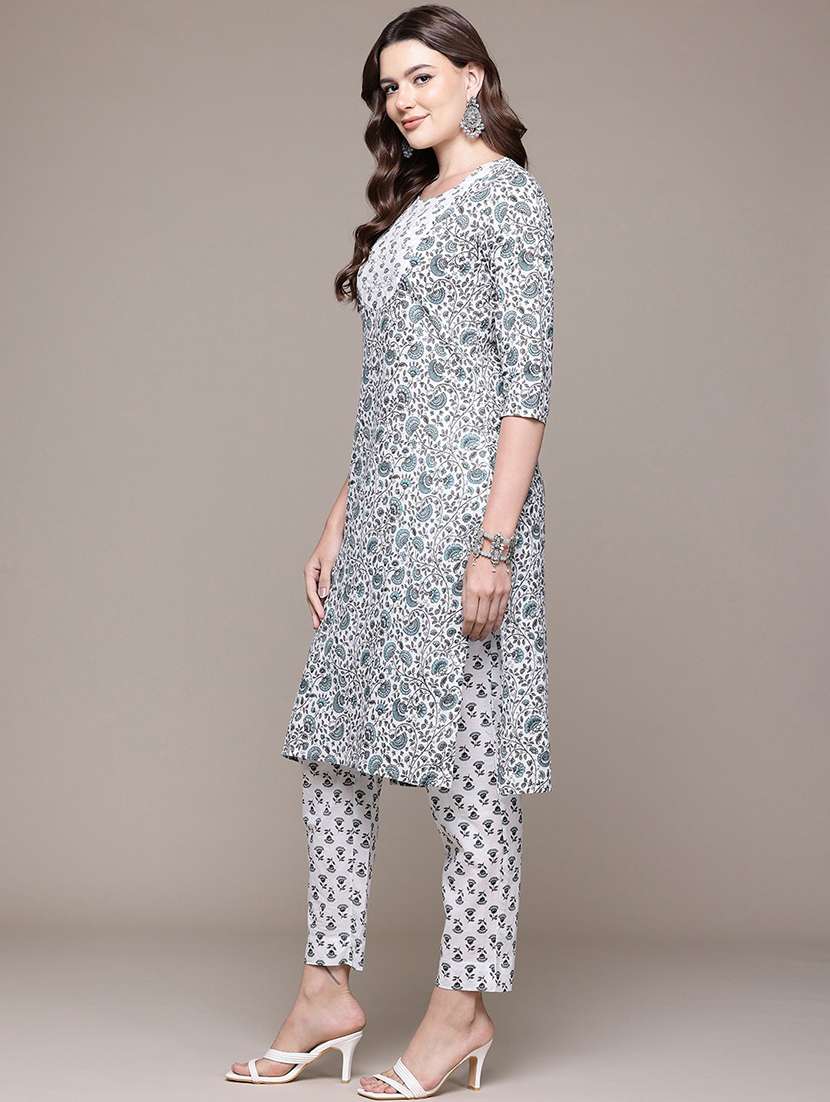 women round neck printed kurta pant set - 21510397 -  Standard Image - 1