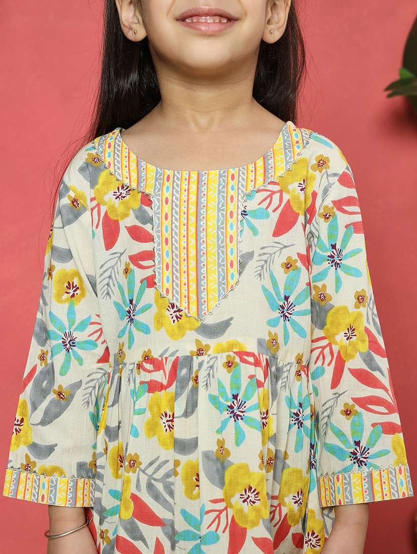 girls off white cotton kurta sharara set - 21510524 -  Standard Image - 4